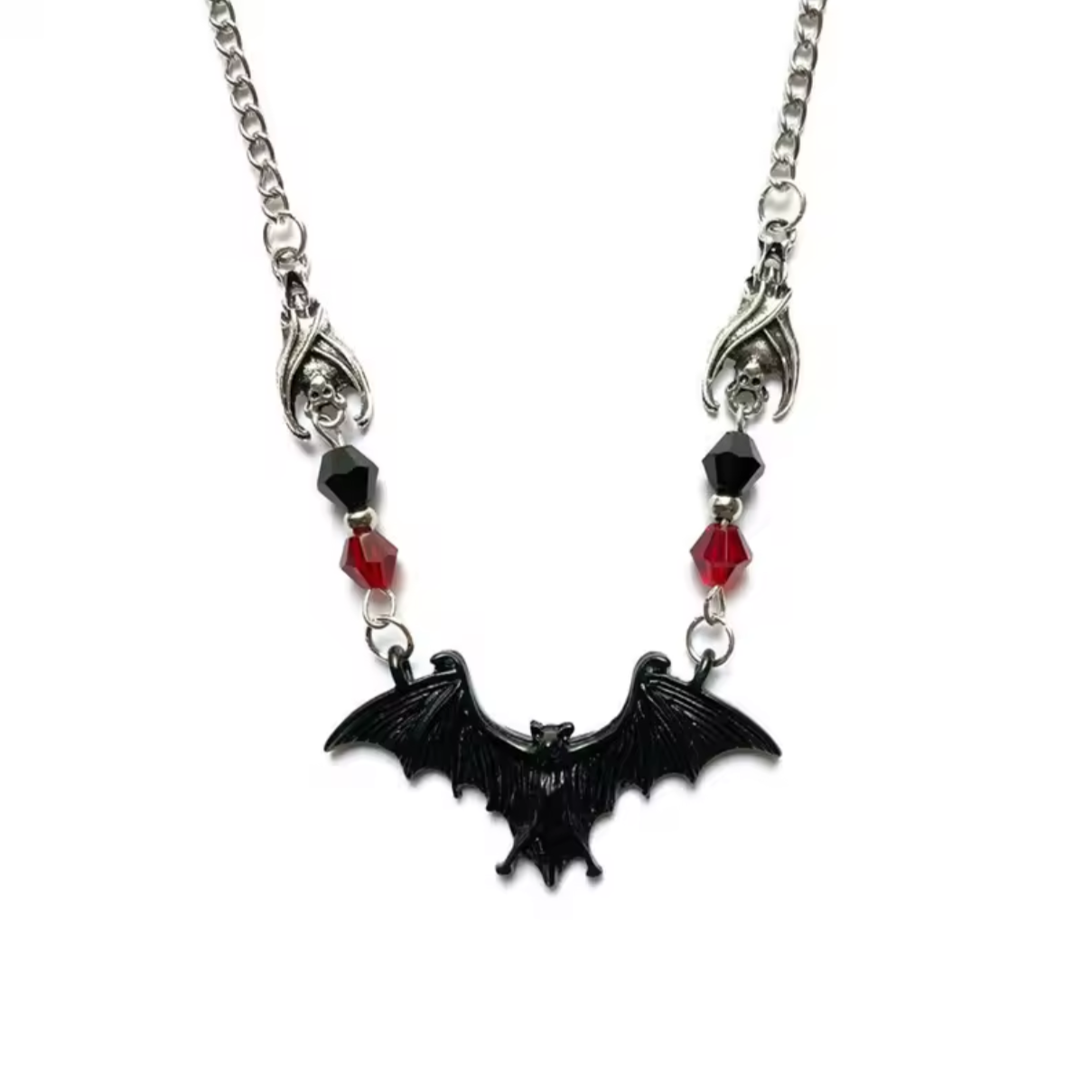 "Szkarłatna Noc" – Naszyjnik z Czarnym Nietoperzem, Łańcuszkiem i Czerwonymi Koralikami
