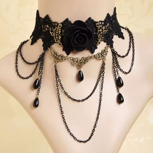 "Mroczna Róża" – Aksamitny choker z różą