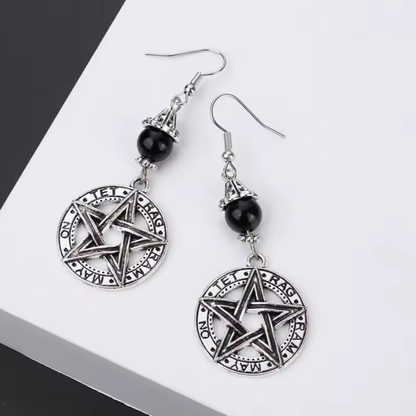 "Moc Pięcioramienia" – Długie Kolczyki z Pentagramem