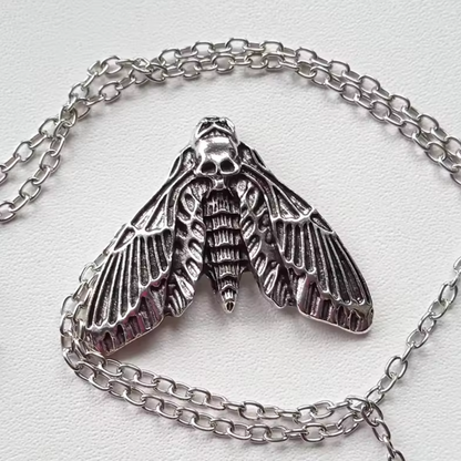 "Nocny Motyl" – Naszyjnik z Ćmą